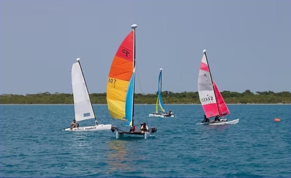 Catamaran rental Bacalar - 3